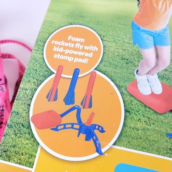 Rocket SET - 1 Stomp Launcher and 3 Rockets Never used - Picture 9 of 10